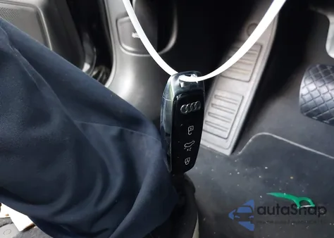 2021 Audi A6 Premium Plus 55 Tfsi Quattro S Tronic from USA, damaged, VIN WAUL2AF21MN028871